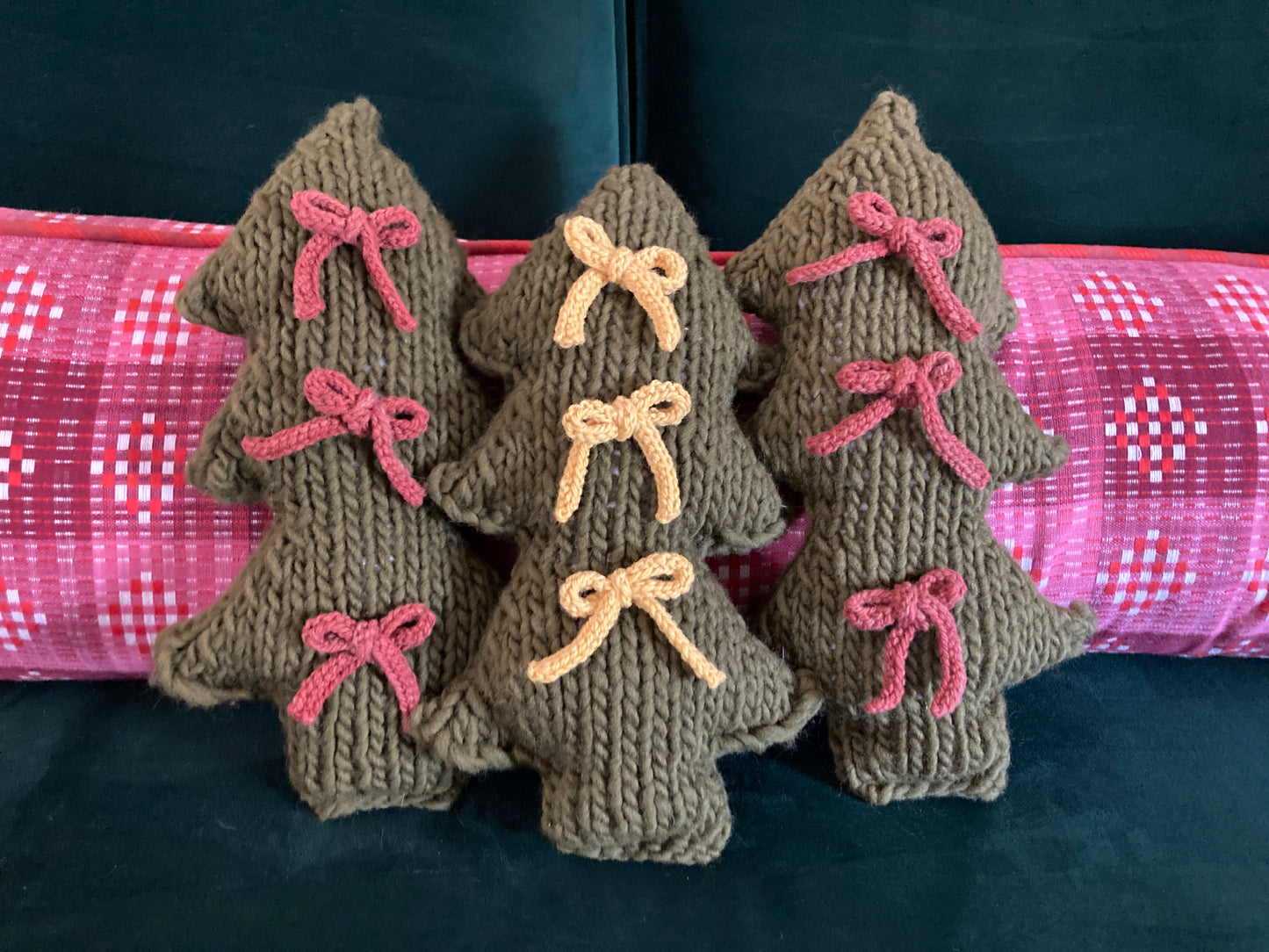 Knit Christmas Tree Pillow