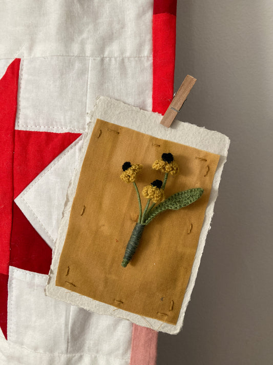 Mini Black-Eyed Susan Pin